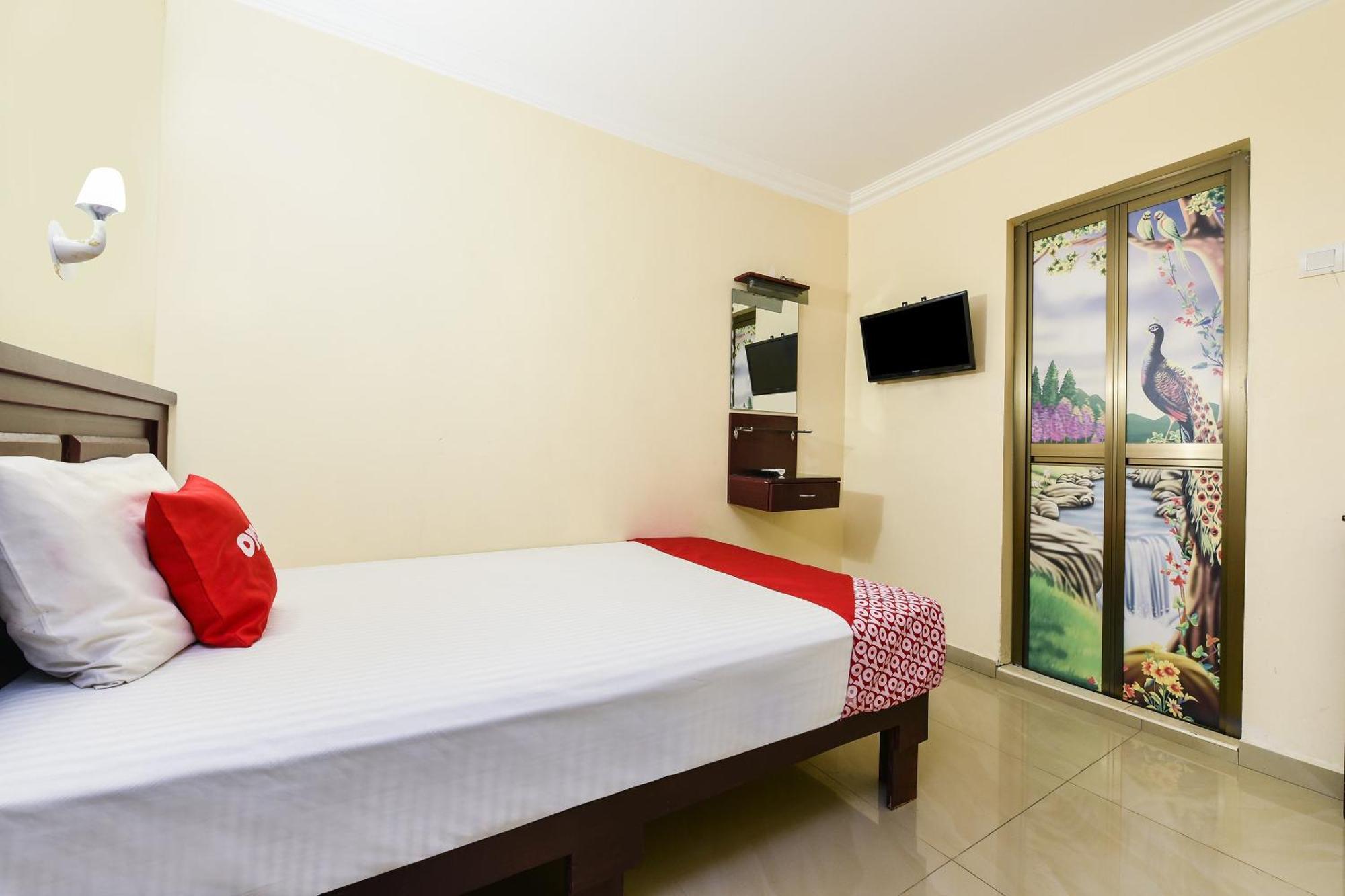 Super Oyo 90562 J Hotel Pj Petaling Jaya Eksteriør billede